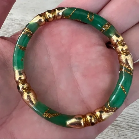 Vintage Gorgeous Elegant Gold, Black, and Green Bangle Sets - Picture 2 of 10